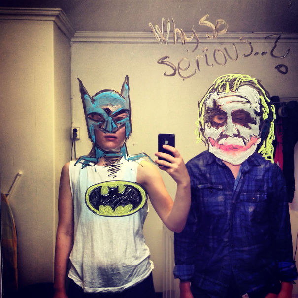 I-drew-these-mirrorselfies-on-my-bathroom-mirror19__605