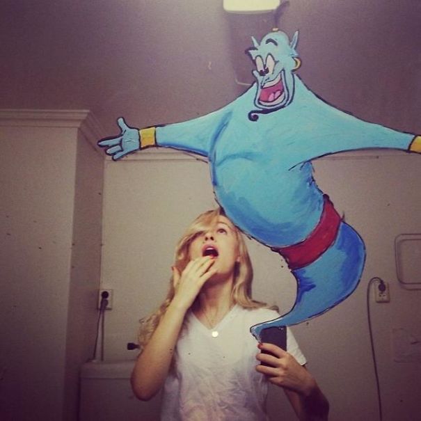 I-drew-these-mirrorselfies-on-my-bathroom-mirror1__605